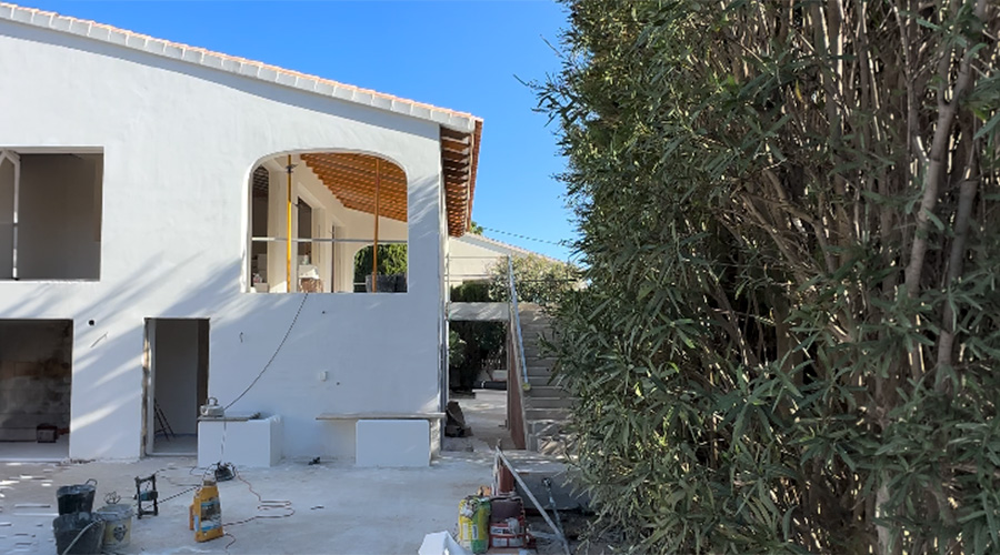 Verbouwing – nieuwe trap buitenzijde